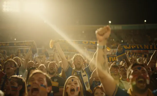 New York Giants helmet on draft day with pick No. 5 card ahead of 2026 NFL Draft in Pittsburgh